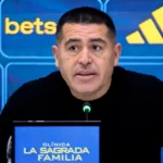 Riquelme decidió venderlo: el jugador de Boca que está a UN PASO de reforzar a Racing Club